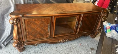 Consola de TV ACME Versailles, roble cerezo, Foto 1 de 2