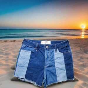 Hollister Shorts 9 Curvy High Rise Short 3" Denim Patchwork 29x3  - Bild 1 von 5