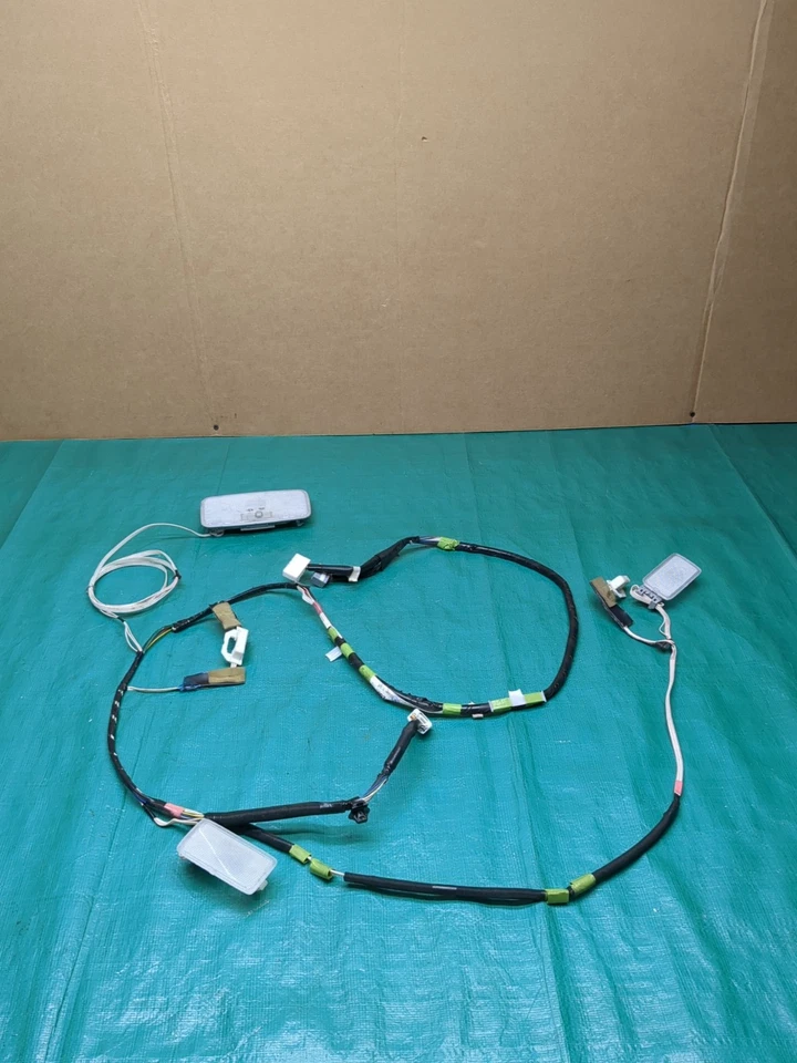 Arnés de cables de techo y luz domo Toyota Prius 2010-2015 OEM 82171-47280 Foto 1 de 4