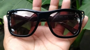 Gafas de sol negras vintage Bvlgari BV 7022 - Imagen 1 de 9
