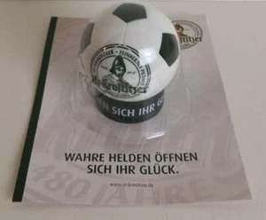 Ur-Krostitzer Flaschenöffner, Pusher in Fußballoptik, Neu und OVP! - Bild 1 von 4