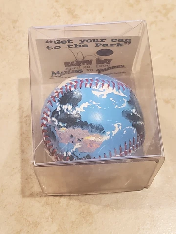 1996 Earth Day Commemorative Florida Marlins Vs. San Diego Padres Baseball NIB Cover