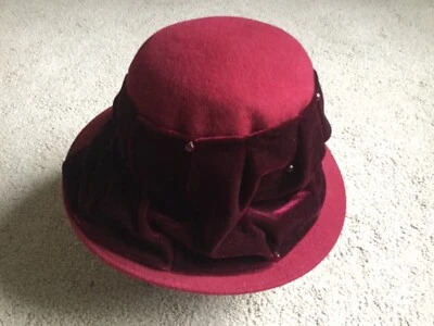 Betmar Red Hat Dressy Church Velour Band Beads Wool Kentucky Derby - Image 1 of 4