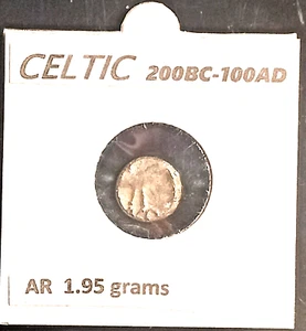 Quinario de plata celta antigua GAUL mediados del siglo I aC 1,95 gm - Imagen 1 de 3