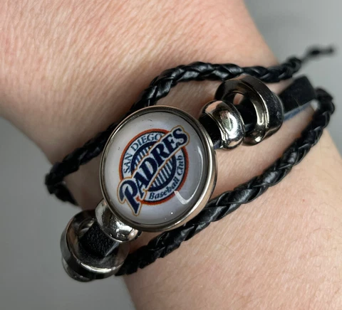San Diego Padres MLB Adjustable Leather Bracelet Cover
