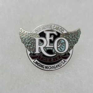 REO Motor Car Company The Six Lansing Michigan USA Lapel Shirt Hat Tie Pin - Picture 1 of 5