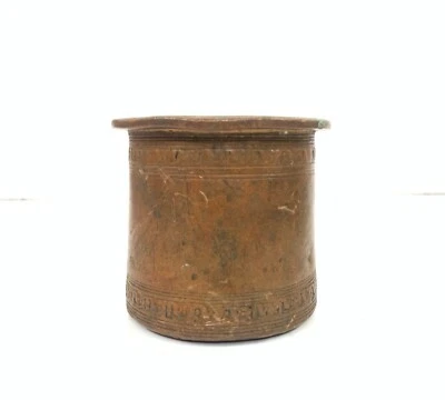 Antigua olla de agua bendita templo de cobre, Panchpatra Foto 1 de 4