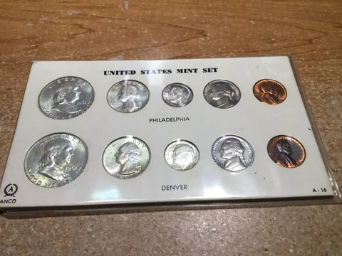 1961 P&D United States Mint Set-90% Silver-022523-0077 Cover