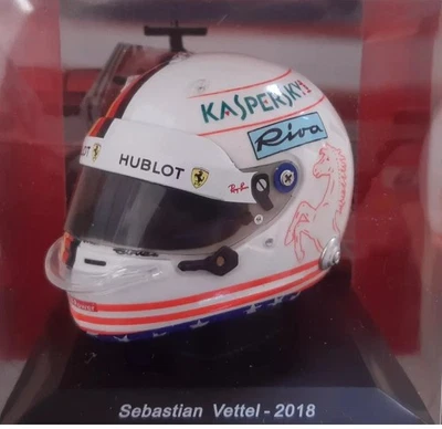 CASCO SCALA 1:5 " SEBASTIAN VETTEL - 2018 " CASCHI DEI PILOTI FERRARI - BOXED - Immagine 1 di 3