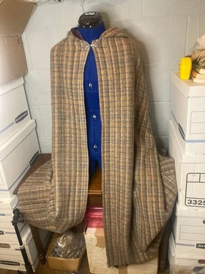 Abrigo con capucha a cuadros tartán tostado de lana vintage capa de montar forro púrpura Foto 1 de 4