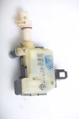 Serbatoio servomotore falda Skoda OCTAVIA 1U2 27085 - Immagine 1 di 3