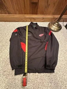 Reebok Detriot Red Wings Center Ice 1/4 Zip Vented Windbreaker Mens Medium Black - Picture 1 of 5
