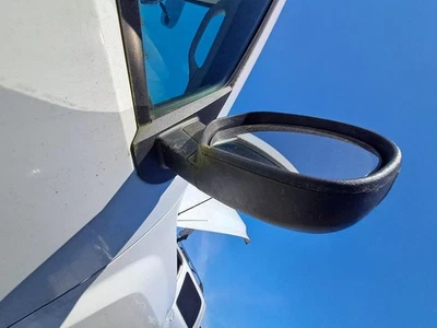 Used Right Door Mirror fits: 2011 Chevrolet Silverado 1500 pickup Manual sail mo - Image 1 of 4