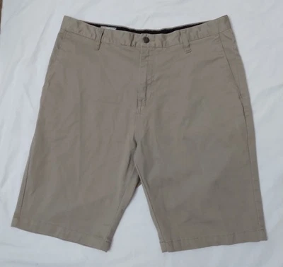 MENS VOLCOM SHORTS KHAKI SIZE 34 - Image 1 of 4