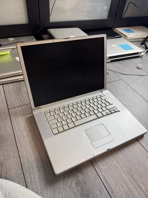 Apple MacBook Power Book G4 A1046 Spares And Repairs - Image 1 of 4