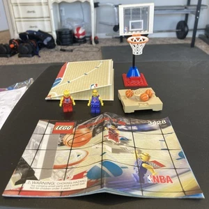 LEGO Sports : NBA One Vs One Action (3428) 2003 Rare Set 100% Complet sans boîte - Photo 1/6