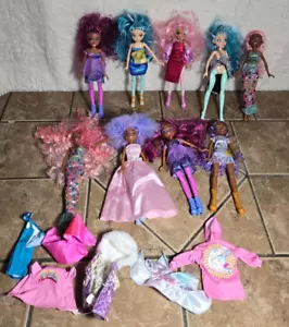 Lot of 9 Hairmazing Dolls w/ Clothes And Extras - Picture 1 of 5