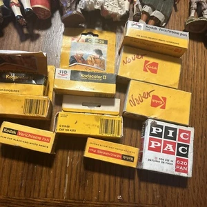 Vintage Kodak & PicPac Film Lot Verichrome Pan Kodacolor II 110 & 620 Expired - Picture 1 of 18