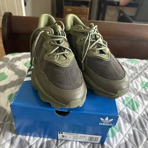 Size 9.5 - ADIDAS Ozweego Trace GREEN - Picture 1 of 4
