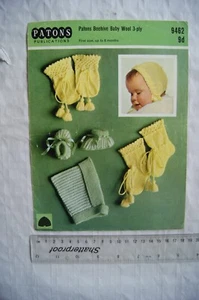 Vintage: Patons 9462 bootees, bonnet & mitts, first size, 3 ply - Picture 1 of 1