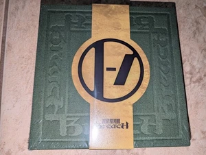 Twenty One 21 Pilots Breach Torchbearer CD Boxset Green Limited Edition IN HAND - Picture 1 of 6