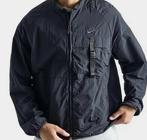 NEU Herren Nike Woven Tech Jacke XXL FZ0750 schwarz - Bild 1 von 4