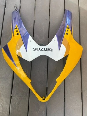 05 06 Cubierta carenado faro delantero superior Suzuki GSXR 1000 Foto 1 de 4