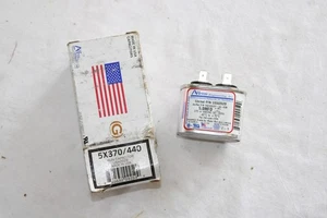 OEM Amrad Run Condensatore 5 5.0 uf MFD 370 / 440 Volt # USA2029 Made in USA - Foto 1 di 7