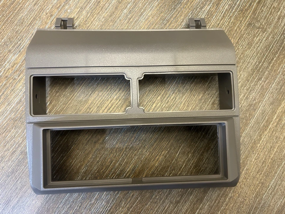 APTO PARA CAMIONETA CHEVY GMC 1988-1994 RADIO ESTÉREO DE COCHE gris bisel de tablero Foto 1 de 3