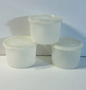 Set Of 3 vintage Tupperware 5.5”x4" Round Food Storage Containers #263 Lids #238 - Picture 1 of 7