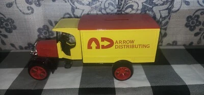 Arrow Distributing Die Cast Truck Bank - Image 1 of 4