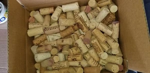 Lote de 6 libras botella de vino usada CORKS - aprox. 600 por caja - Project Craft DYI - Imagen 1 de 5