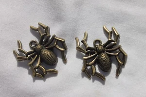 Colgante Araña Espeluznante Halloween 35x31mm, Dijes Ant.Bronce TSA22 2 piezas - Imagen 1 de 2