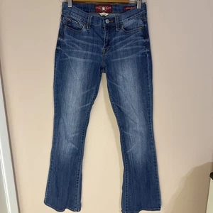 "Bota Sofia Lucky Brand para mujer tiro medio ajuste curvo talla 4 27"" azul oscuro longitud 30""" - Imagen 1 de 12