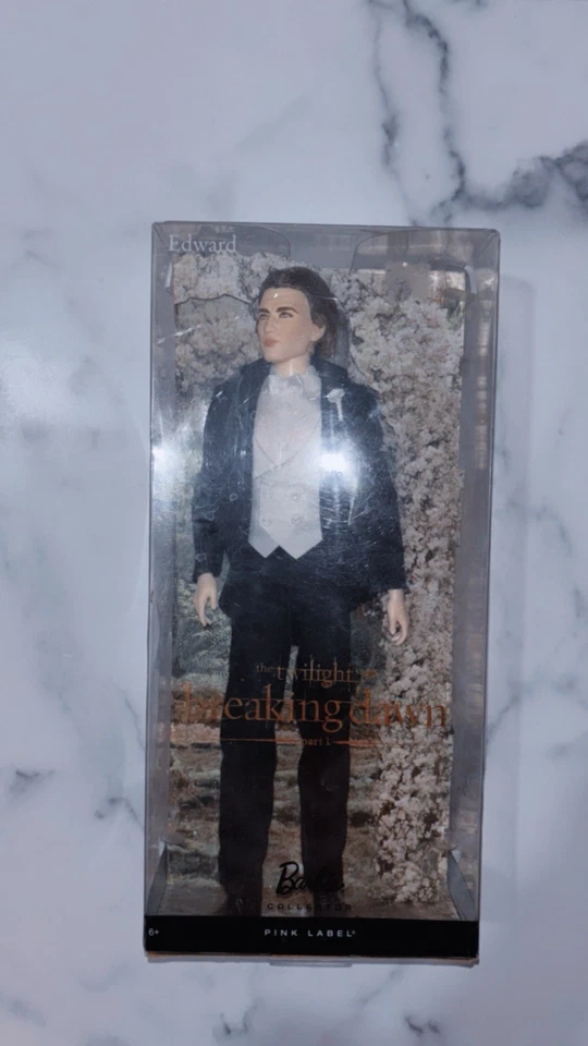 Barbie Saga Crepúsculo Amanecer Parte 1 Muñeca Edward Usada Foto 1 de 1