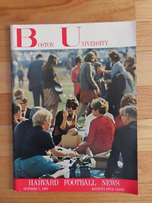 HARVARD CRIMSON vs BOSTON UNIVERSITY November 9 1967 Football Program IVY LEAGUE - Image 1 of 2