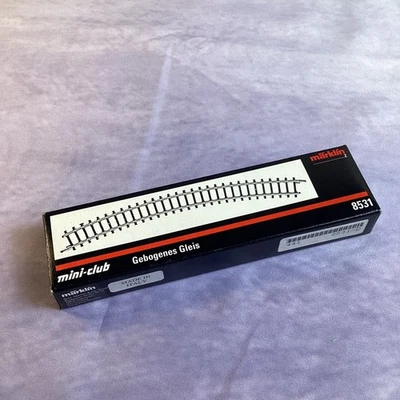 8531 Marklin Z-scale Curved Track Radius 220 mm / 8-11/16". 30° 1each NEW - Image 1 of 3