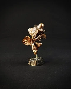 Yves Lohé "Clown au Chapeau" sujet en bronze à patine dorée vintage années 90s - Picture 1 of 11