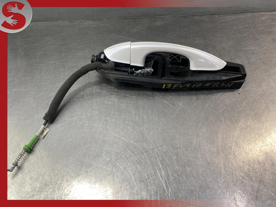 2013-2016 FORD FUSION REAR LEFT SIDE EXTERIOR DOOR HANDLE W/ BRACKET OEM - Image 1 of 4