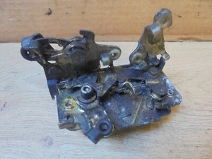 DAEWOO ESPERO 1995 NEARSIDE PASSENGER REAR MANUAL DOOR LOCK CATCH MECHANISM - Picture 1 of 2