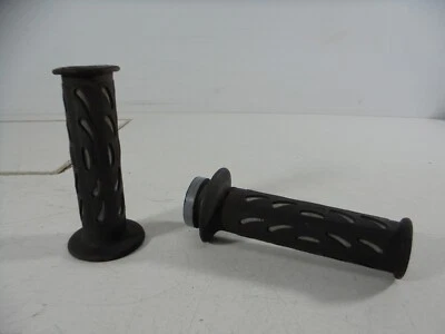 Empuñaduras de manillar de tubo de acelerador OEM Kawasaki Ninja ZX14 ZX1400 2006-2011 Foto 1 de 4