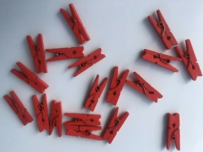 Mini Deko Clips Holz Klammern Basteln Wäscheklammern Dekoklammern Rot Pink Rosa  - Bild 1 von 2