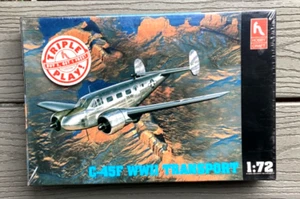 HOBBYCRAFT 1/72 WW II BEECHCRAFT CF-45 W/ CANADIAN MARKINGS MODEL KIT # 1355 F/S - Picture 1 of 18
