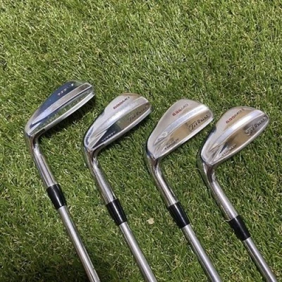 Titleist 695MB Iron Set 4pcs 7-PW Steel Flex Unspecified Left-Handed - Image 1 of 4