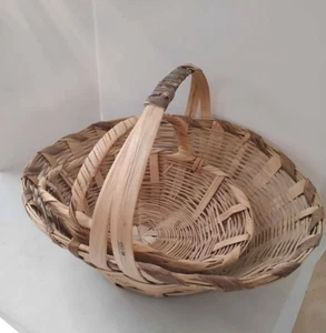 Juego de dos cestas de recolección tejidas de madera dividida ovaladas vintage - Imagen 1 de 16