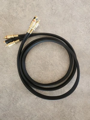 Radio Shack Gold Series Stereo Audio / S-Video Cable 6 Feet  - Image 1 of 2