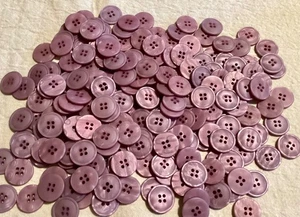 Vtg.-(200) BUTTONS-LAVENDER MARBLE-7/8”-Quilting~Sewing~Button Art - Picture 1 of 2