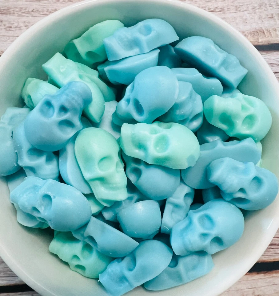 蜡熔体,4 盎司,骷髅蜡融化,哥特式主题,选择香味 — 第 1/2 张图片