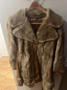 Vintage Tissavel France Made In England Faux Fur Winter Coat Mobwife - Picture 1 of 15