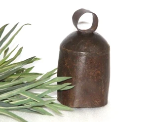 Antique Iron Rural Cow Animals Bell Original Old Hand Crafted - 16681 - Picture 1 of 8